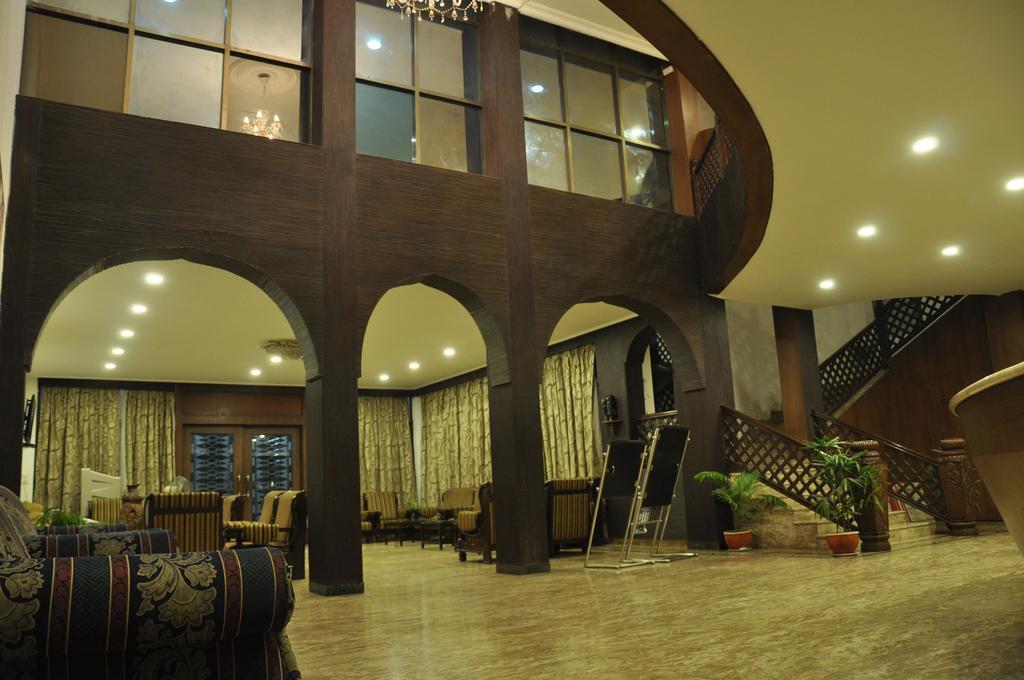 Jabali Palace Hotel Jabalpur Exterior foto